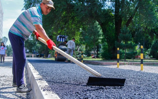 ​В этом году отремонтируют несколько тротуаров в поселках Александровского округа
