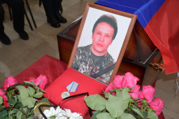 Александровский округ простился с Михаилом Зимуровым