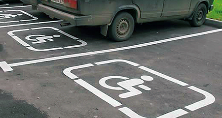 Добиться парковочных мест для инвалидов в Александровске удастся только через суд