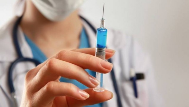 За пропаганду отказа от прививок врачей будут наказывать