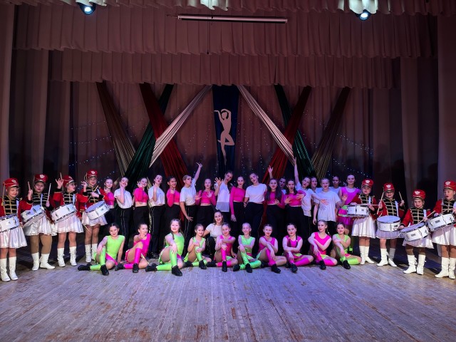 В Яйве состоялся отчётный концерт танцевальных коллективов "Лайм" и "Драйв"