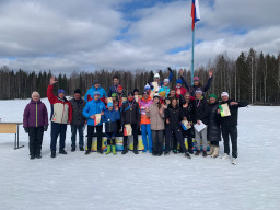 Александровские спортсмены закрыли лыжный сезон в Губахе