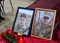  Александровский округ простился с Николаем Суслопаровым