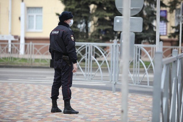 Полиция больше не будет штрафовать людей за нарушение карантина