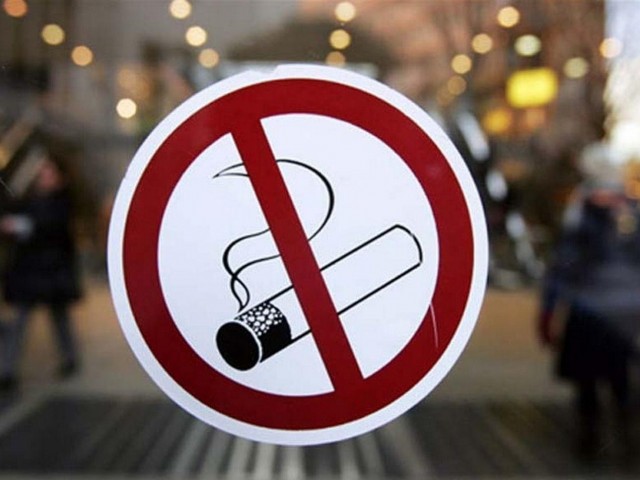 С 1 января запрет на курение в больницах и вузах вводится в противопожарные правила